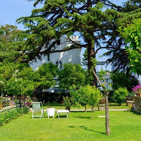 Villa Manning Relais ซอร์เรนโต ภายนอก รูปภาพ