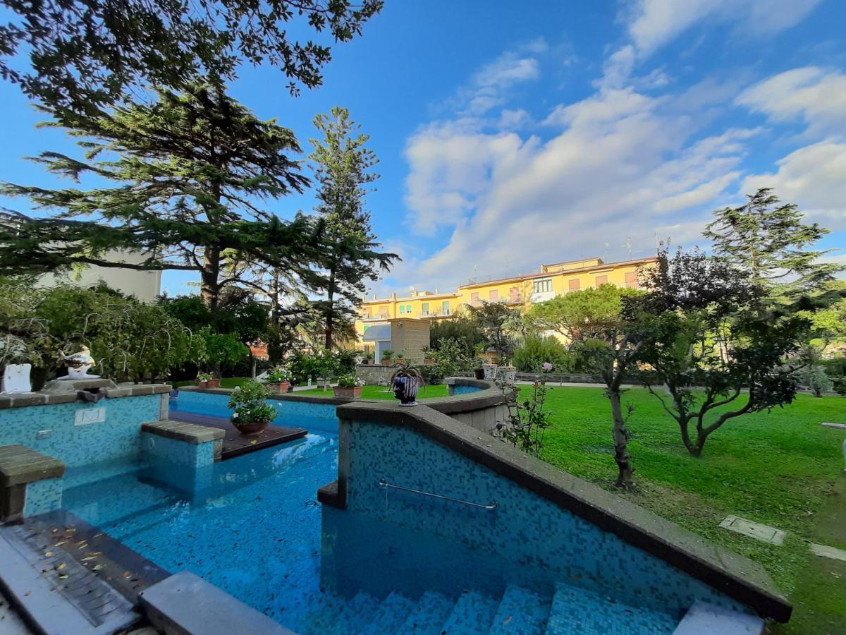 Villa Manning Relais ซอร์เรนโต ภายนอก รูปภาพ