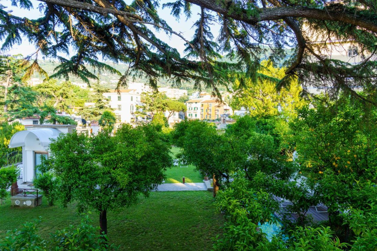 Villa Manning Relais ซอร์เรนโต ภายนอก รูปภาพ